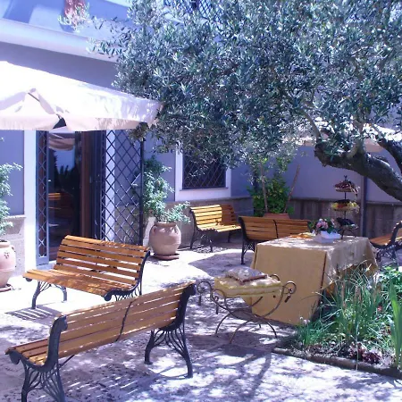 Country house Casale Nido Dell'aquila Squille